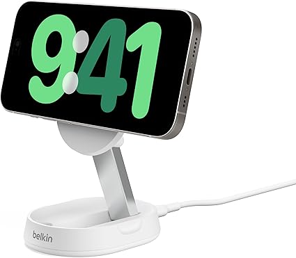 Belkin Qi2ワイヤレス充電スタンド Qi2/MagSafe対応 Qi2公式認証 iPhone 16/15/14/13/12/Qi2対応スマートフォン(最大15W高速充電) スタンド&パッド切り替え 角度調整 コンパクト 持ち運び iOSスタンバイモード対応 USB-Cケーブル付属(1.5m) AC電源アダプタの付属なし ホワイト WIA008btWH