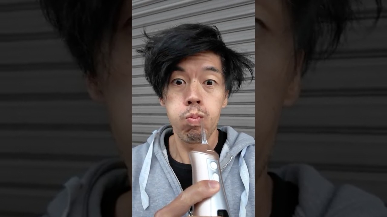 激安ジェットウォッシャーの威力がヤバすぎるwww#衝撃ジェット水流 #激安なのにスゴイ #口内革命 #デンタルケア新常識