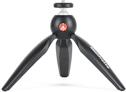 マンフロット(Manfrotto) ミニ三脚 PIXI ブラック カメラ用ミニ三脚 動画用ハンドグリップ 耐荷重1kg 高さ13.5cm 自重0.17kg アルミニウム イタリア製 ミラーレスカメラ 一眼レフカメラ コンパクトカメラ スマホ MTPIXIMII-B