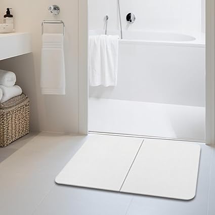 王様のバスマットVer.ウルトラ吸水【さらさら瞬間ドライx折りたたみ式】 珪藻土 バスマット 足拭きマット ハードタイプ ノンアスベスト 自立式 防カビ 滑り止め付き サラサラ持続 速乾 (ホワイト)