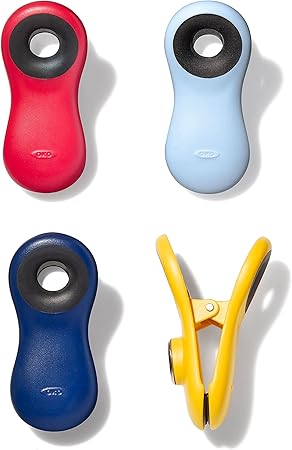 OXO(オクソー) マグネットつき クリップ 4個 セット 食べかけ 冷凍食品の袋留め ふきん タオルかけ